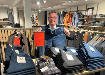 Smarte Brax jeans til kun 600 kr.