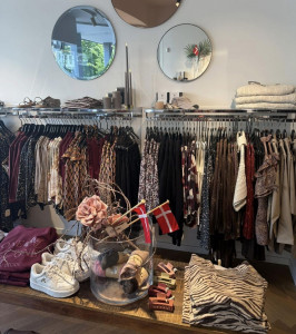 Halv pris på det halve af butikken 