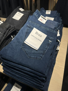 Smarte Brax jeans til kun 600 kr.