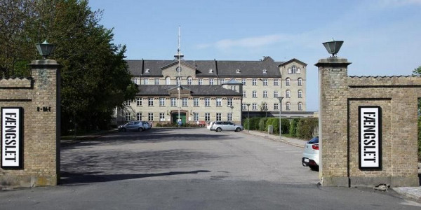 Succesrigt loppemarked på FÆNGSLET