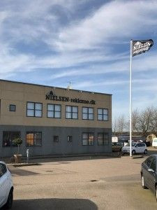 Book tid i showroom og...