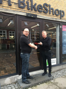 FRI BIKE SHOP henter og bringer 